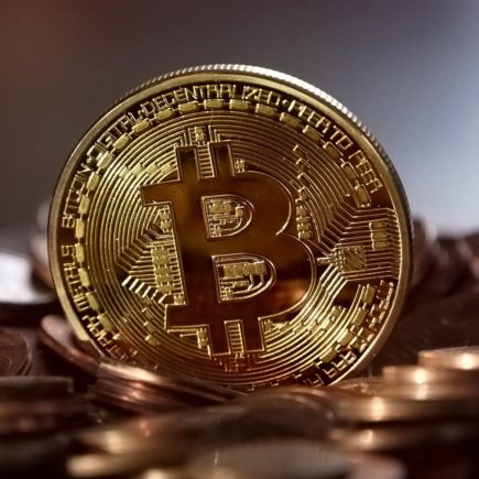 Investing in Cryptocurrency In the UAE